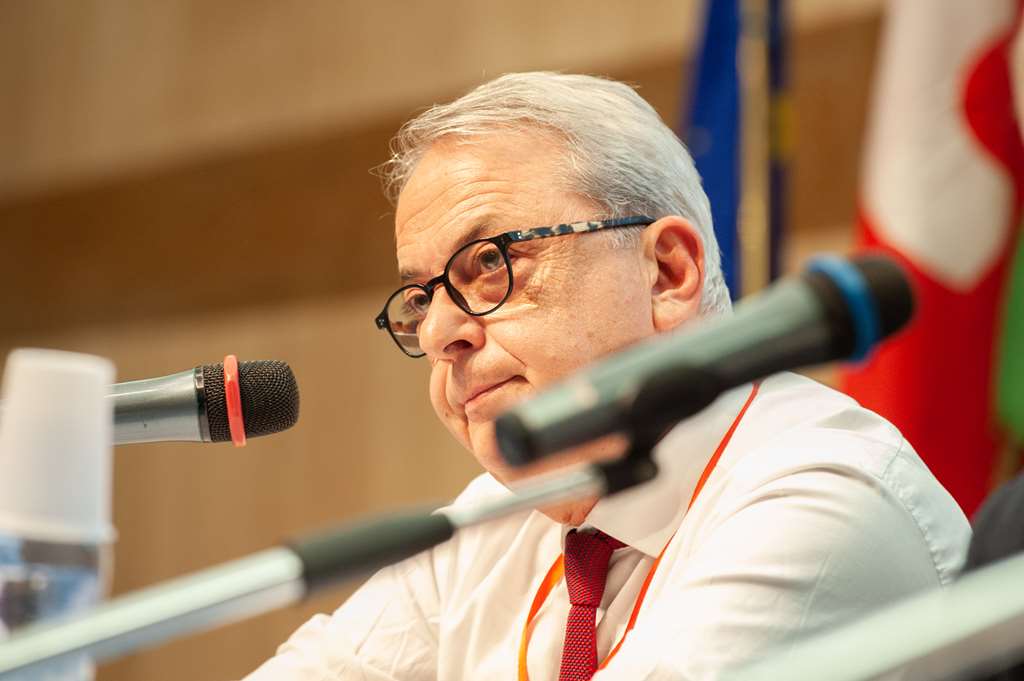 Unicredit: Calcagni (FISAC) con pressioni commerciali risparmi a rischio